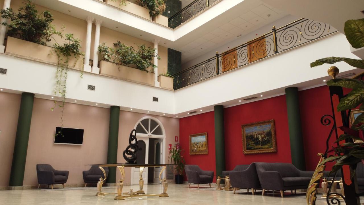 Checkin Madrid Parla Hotel Екстериор снимка