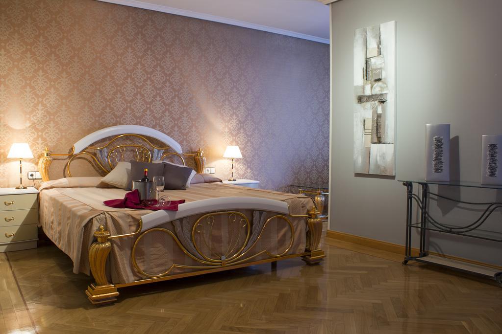Checkin Madrid Parla Hotel Екстериор снимка