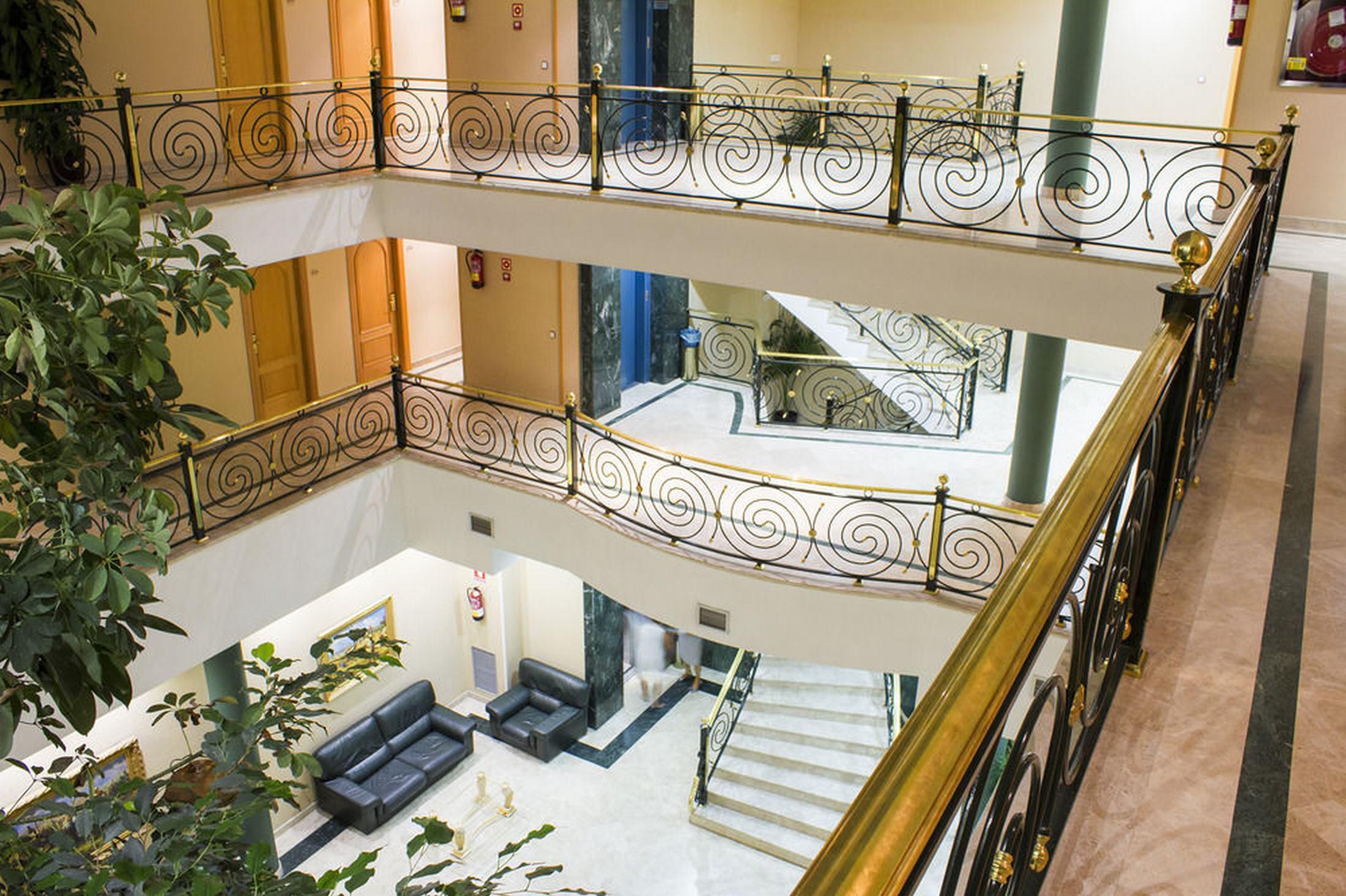 Checkin Madrid Parla Hotel Екстериор снимка