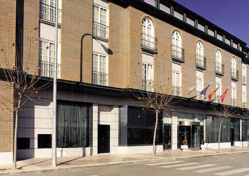 Checkin Madrid Parla Hotel Екстериор снимка